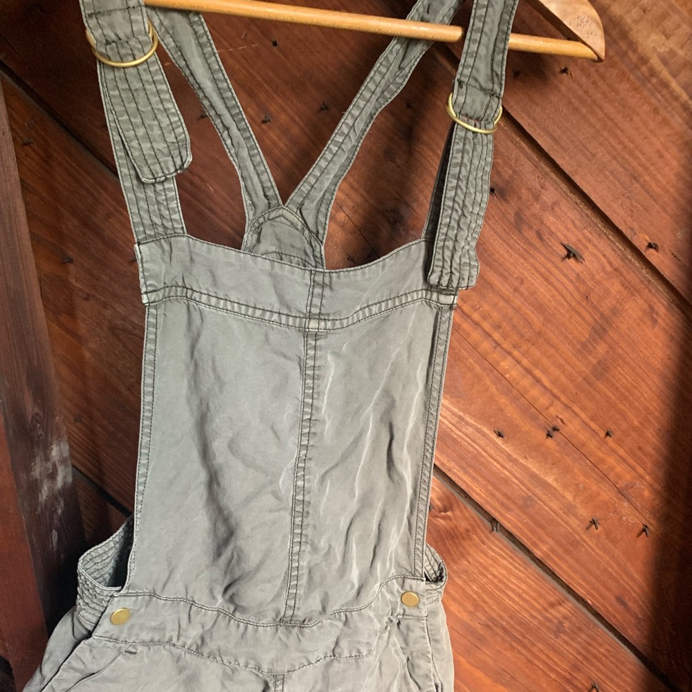 Olive Overalls